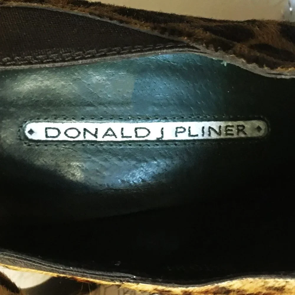 DONALD J PLINER Congo Hair Stiletto Chelsea Boots 🐆🐆 - Picture 10 of 16